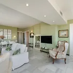 Center - 350m * Marbella