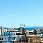 Center - 350m 아파트