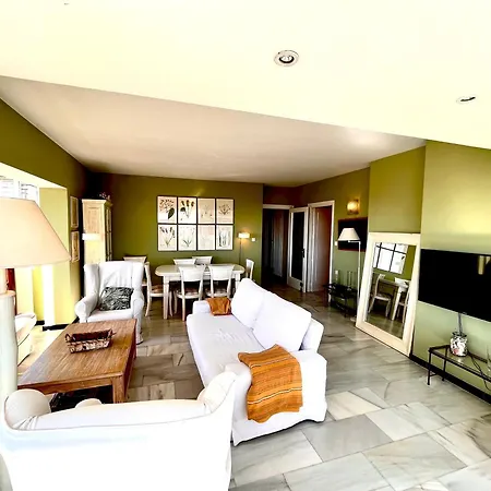 Center – 350m * Marbella