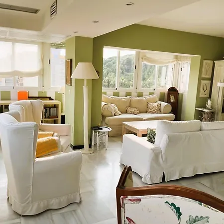 Center – 350m Marbella