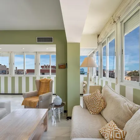 Center – 350m * Marbella