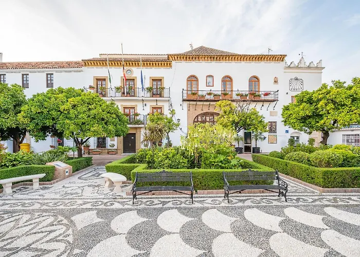 Center – 350m * Marbella