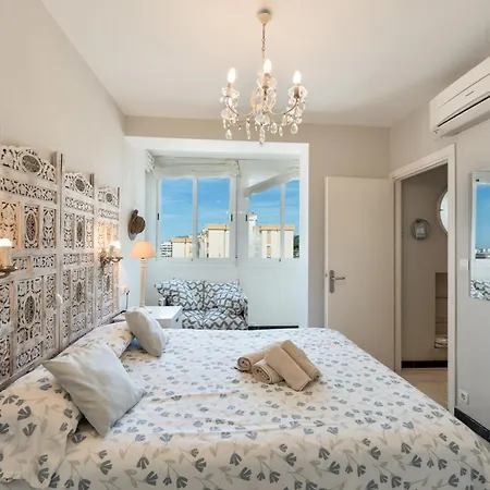 Apartment Center – 350m
